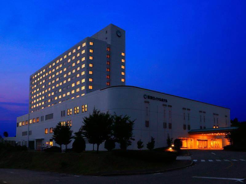 Royal Hotel Toyama Tonami Exterior photo