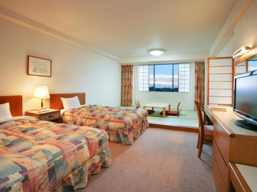 Royal Hotel Toyama Tonami Room photo